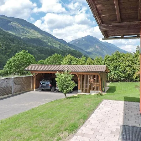 Three-bedroom Holiday In Kolbnitz Vakantiehuis